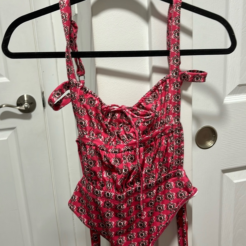 Urban Outfitters size small strappy bodysuit